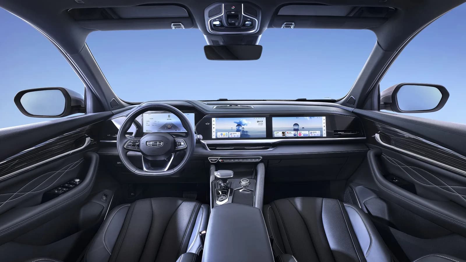 Салон Geely Monjaro 2025: приборная панель и два экрана мультимедиа